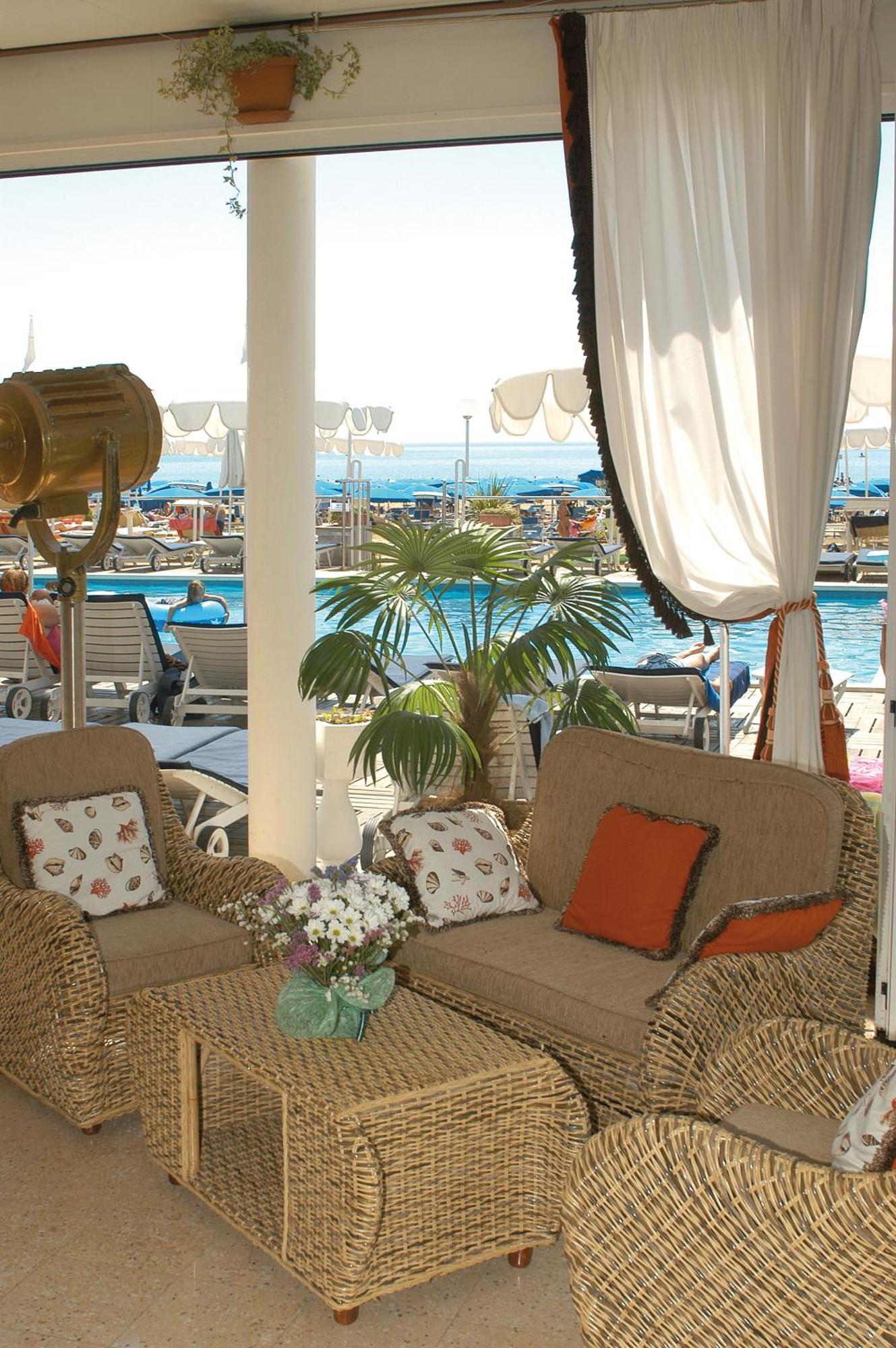 Hotel Beny Lido di Jesolo Buitenkant foto