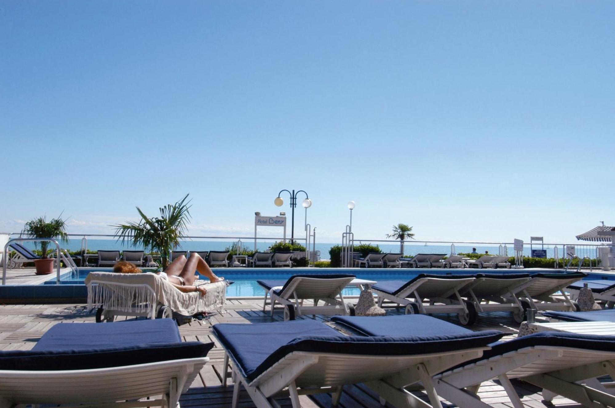 Hotel Beny Lido di Jesolo Buitenkant foto