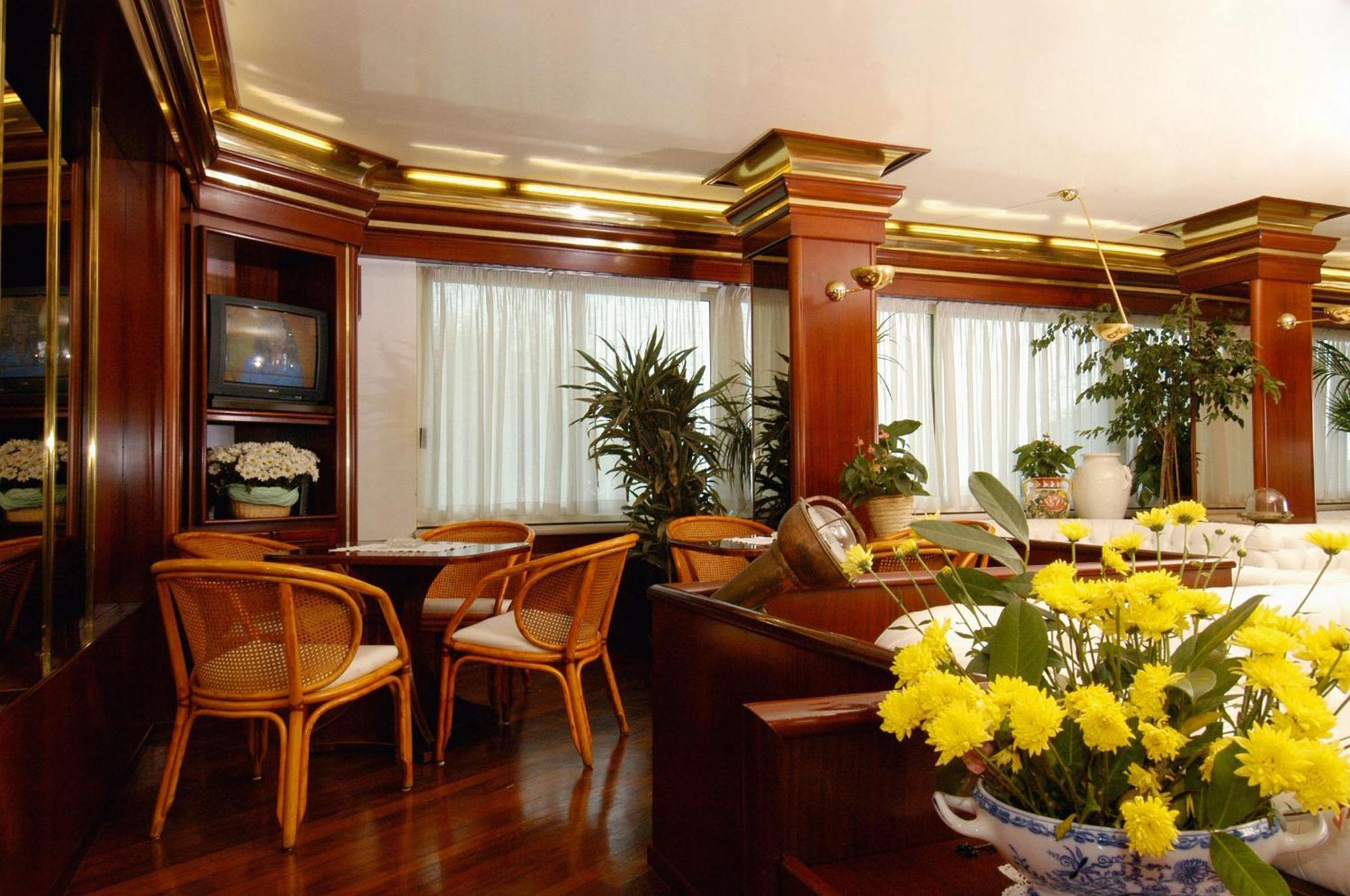 Hotel Beny Lido di Jesolo Buitenkant foto