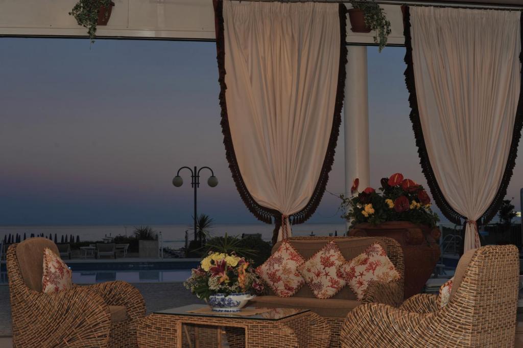 Hotel Beny Lido di Jesolo Buitenkant foto